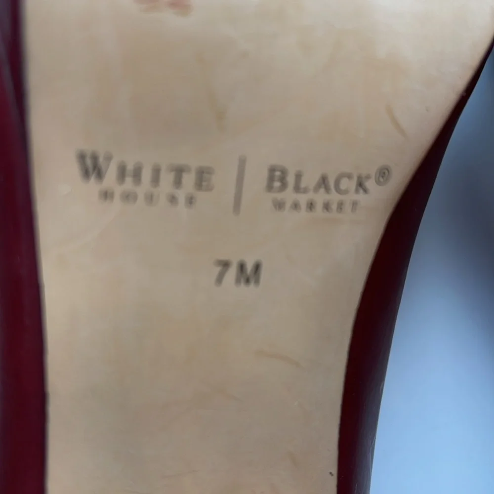 WHBM WINE CHAIN ACCENT LOAFER HEELS